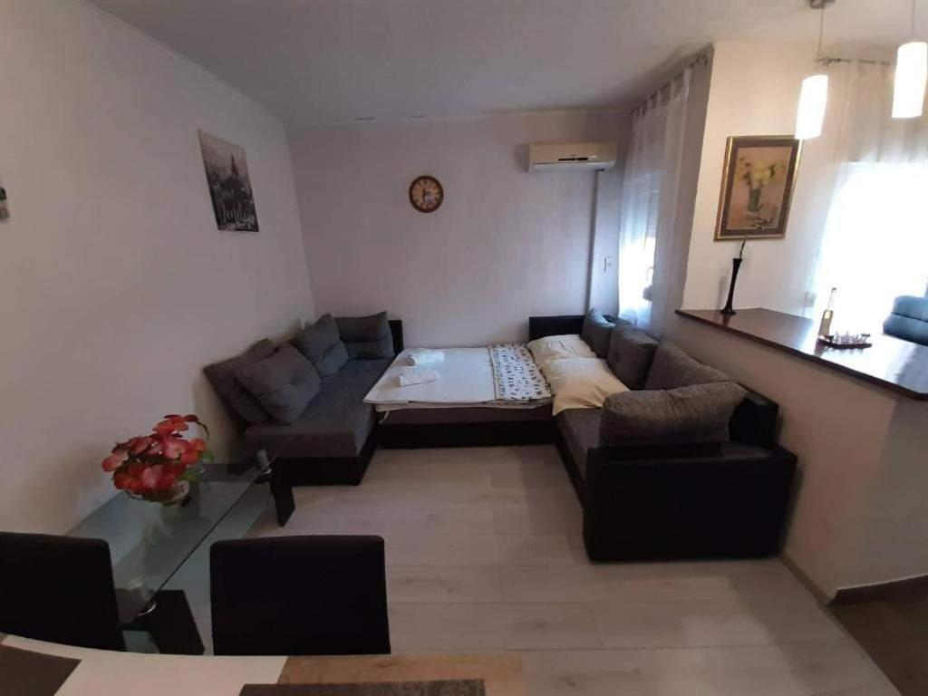 Hukic A2 And A1 Apartment Fazana Exterior photo